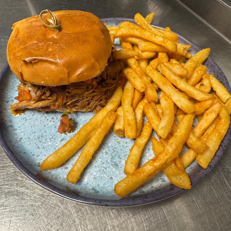 PULLED PORK SANDWICH photo