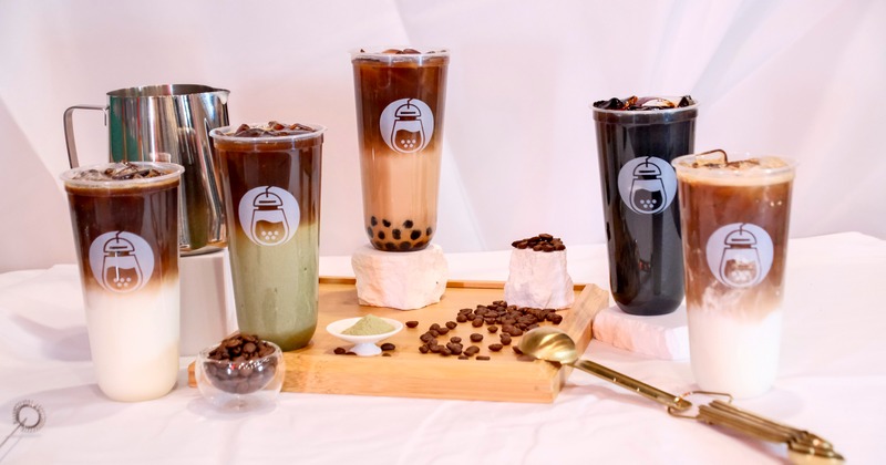 Drinks in plastic cups