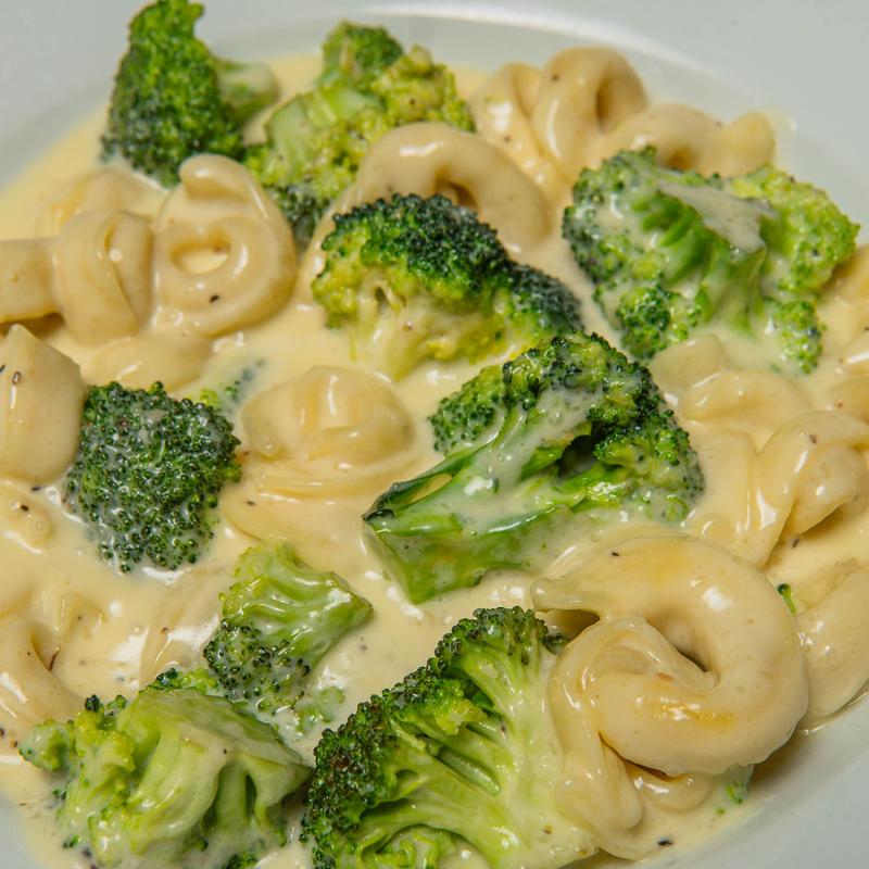 menu item 10 of 11, Tortellini A La Para
