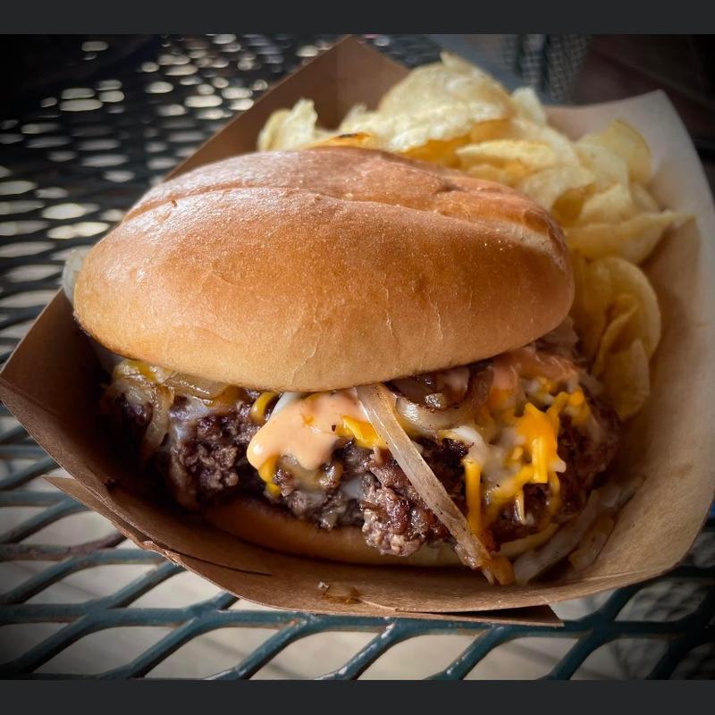 Farmers Cheeseburger photo