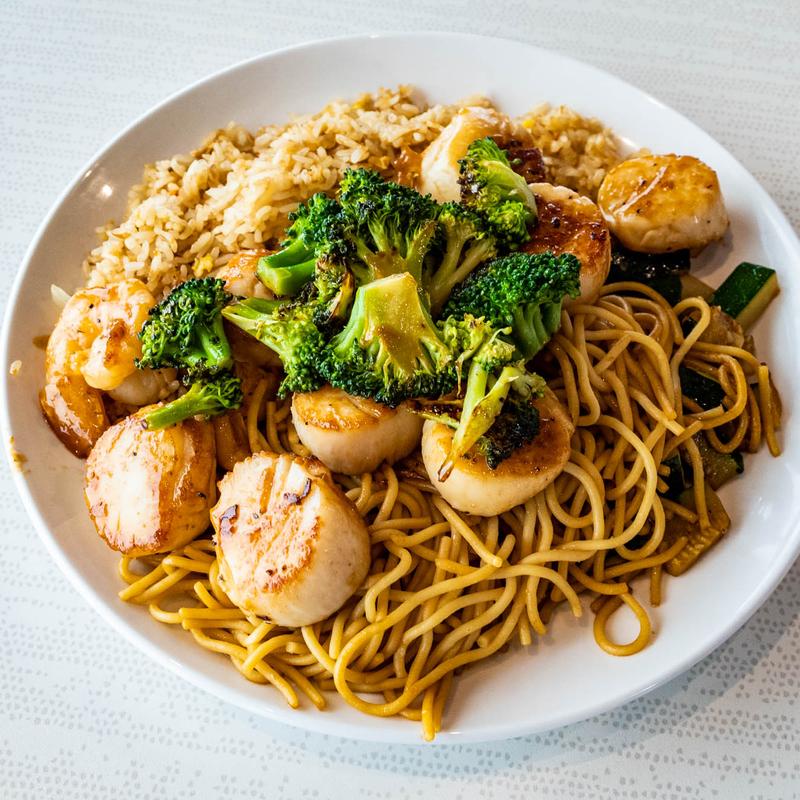 Fresh Jumbo Scallops* photo