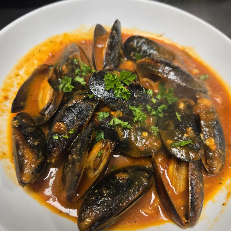Mussels Diavolo photo