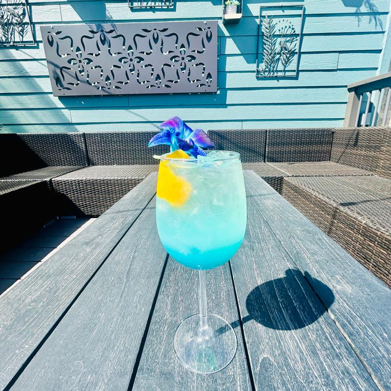BLUE LAGOON SPRITZ photo