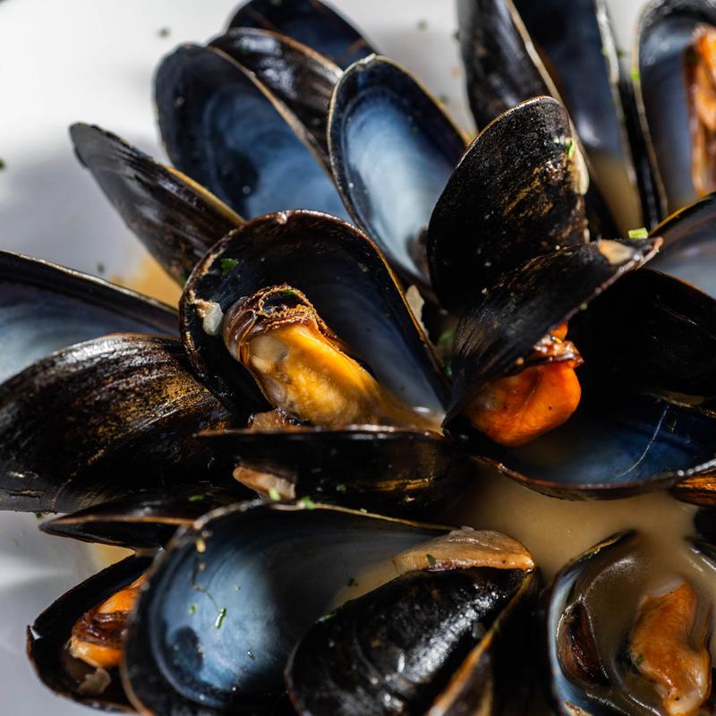 Mussels Marinara, Fra Diavolo or Bianco photo