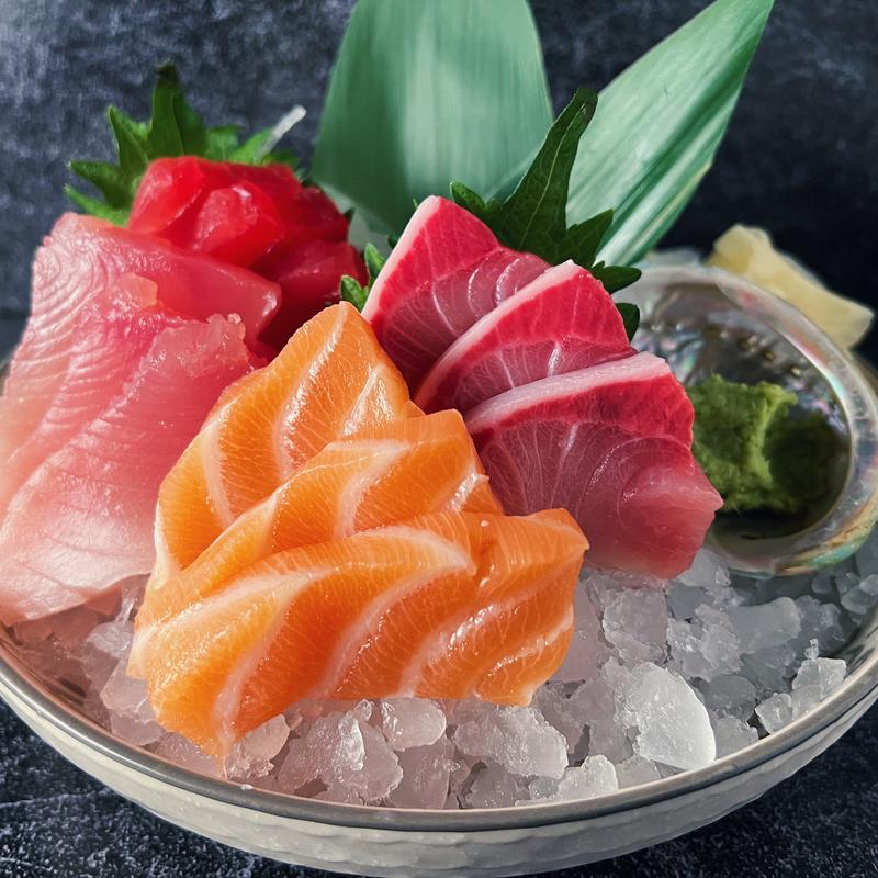 Sashimi 12pc photo