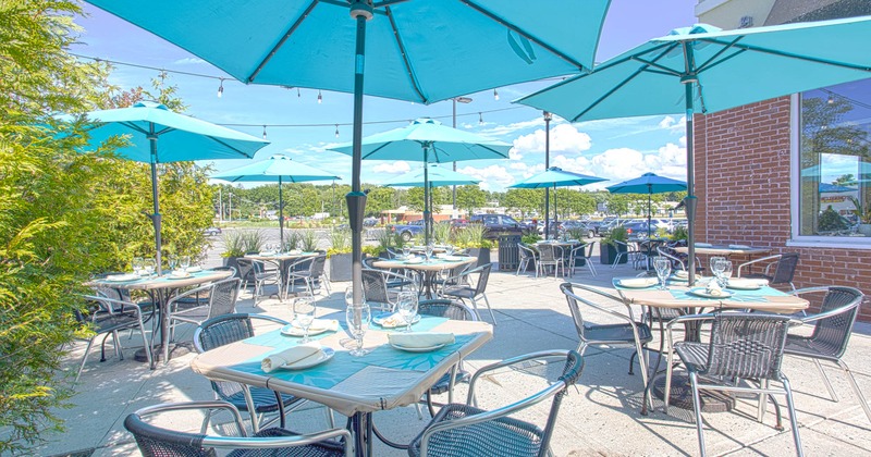 Exterior, tables with parasols
