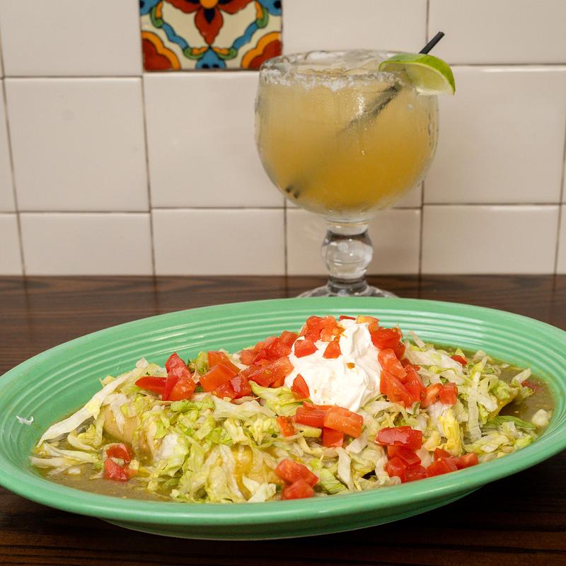 Enchiladas Supremas Verdes O Rojas photo