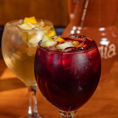 Sangrias, side view.