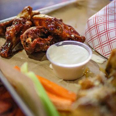Fried wings and dip.