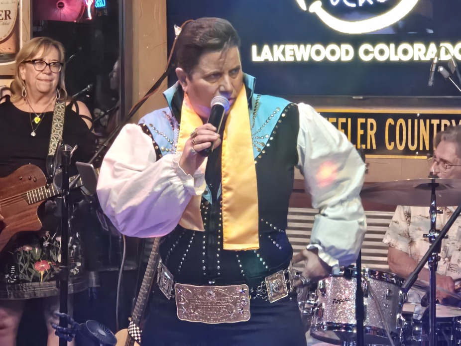 Shelvis & The Roustabouts (7:00-10:30) event photo