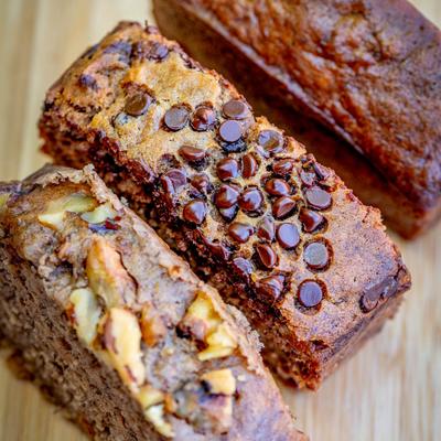 vegan banana breads- maple walnut, chocolate chip and plain.