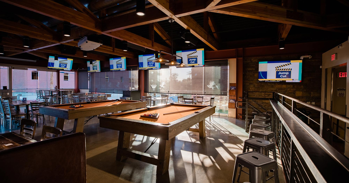 Pool table, interior