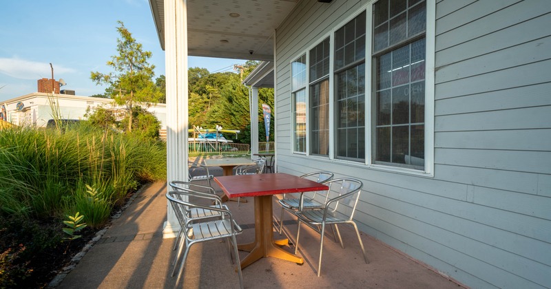 exterior seating area