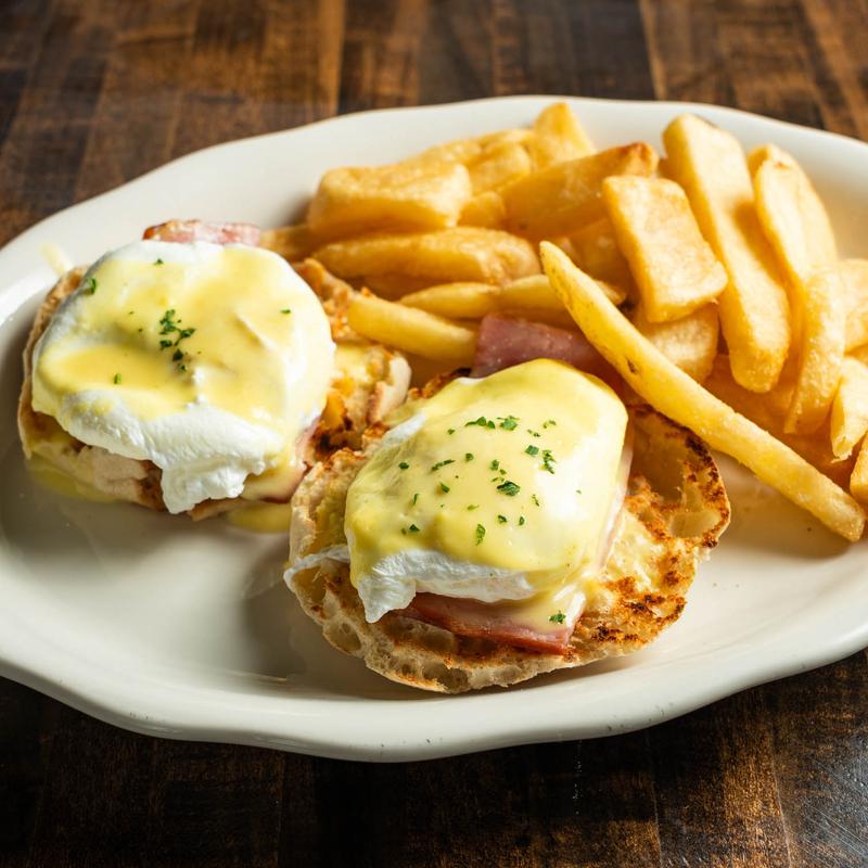 Eggs Benedict photo