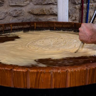Mixing Rum Fermentation