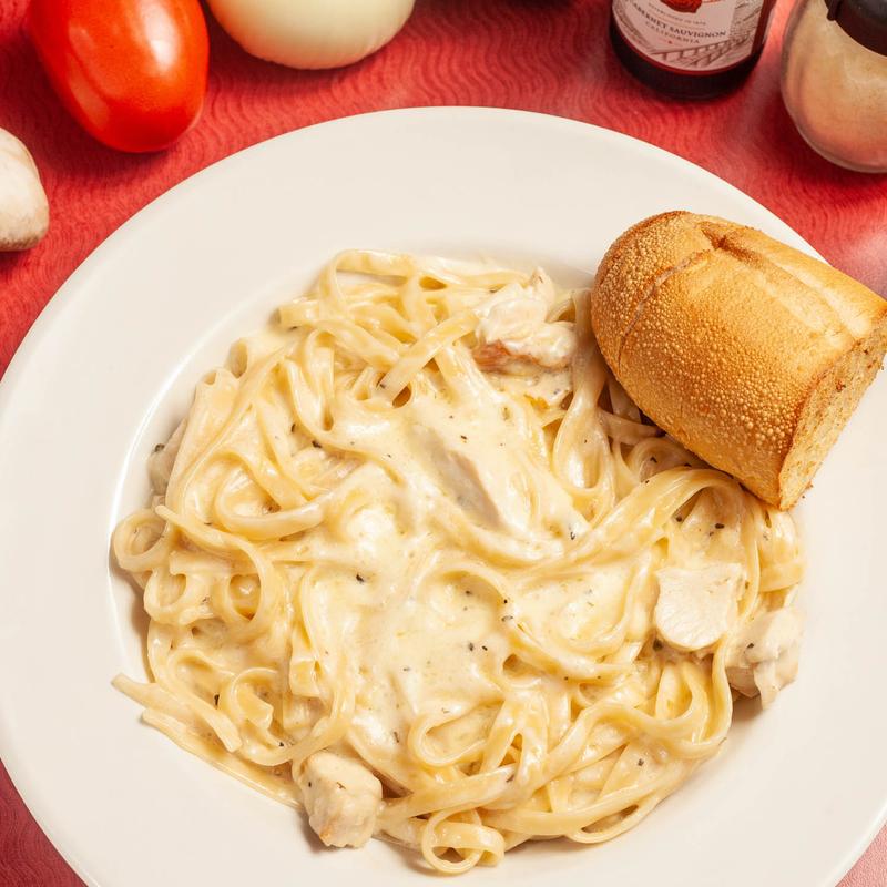 Fettuccine Alfredo photo