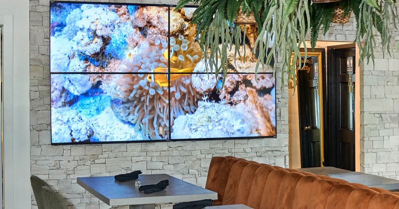 Interior seating space