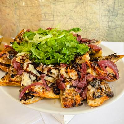 Nachos with bacon and lettuce