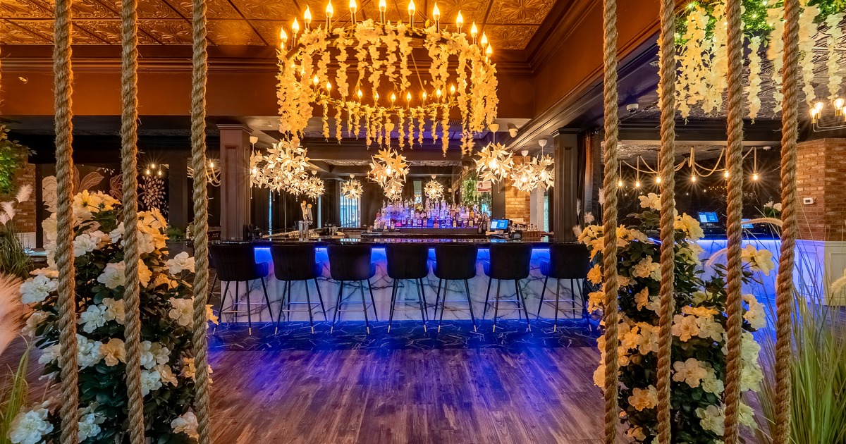 Interior, bar, stools, front view