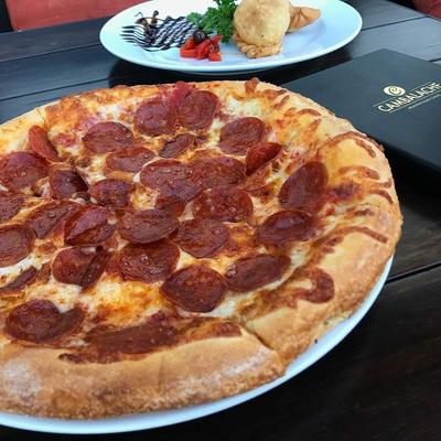 Pepperoni pizza.