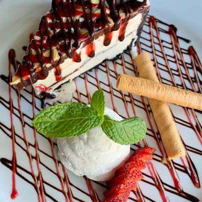 The Mud Pie dessert.