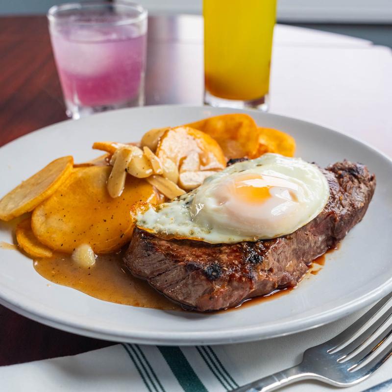 Bife a Portuguesa photo