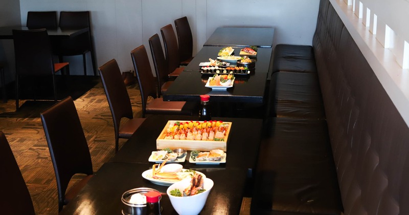 Private Room - Max 25 Guests (Projector/Backdrop/Cake table available upon request)