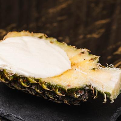 Served pineapple ripieno.