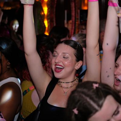 gallery photo number 87