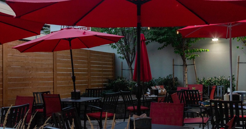 Exterior, seating area