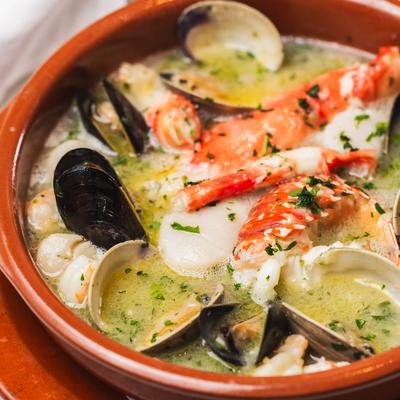 Zarzuela De Mariscos a la Toledo.