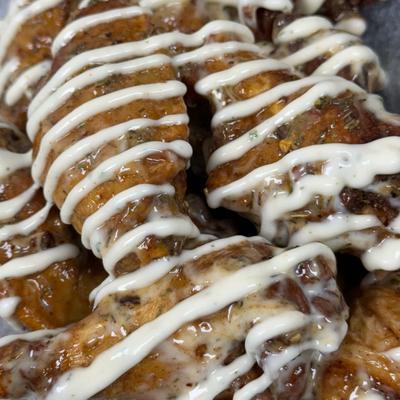 Award winning ranch jerk on our flavorful wings.