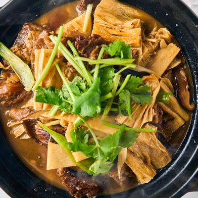 Braised beef hot pot.