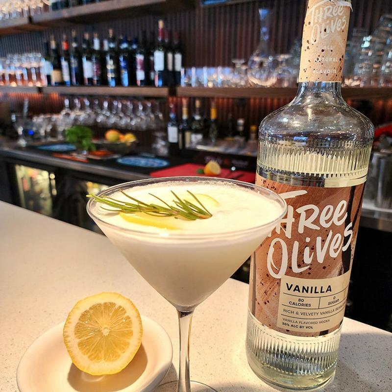 Lemon Meringue Martini photo