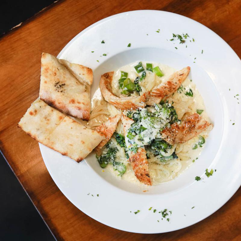 Linguine Alfredo photo