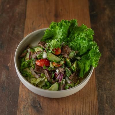 Yum Nuer ( Grilled Beef Salad ).