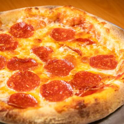 Pepperoni pizza, clsoeup.