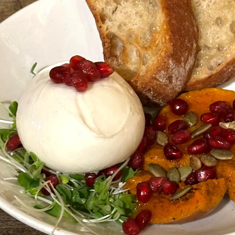 Burrata photo