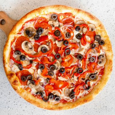 Whole Godfather Pizza, top view.