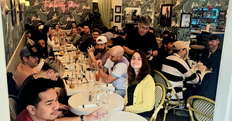 restaurant The Thirsty Palms inside