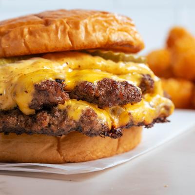 Served Cali smash burger.