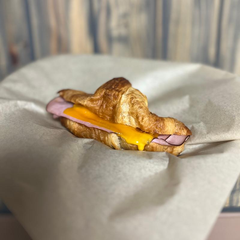 menu item 4 of 11, Ham & Cheddar Croissant