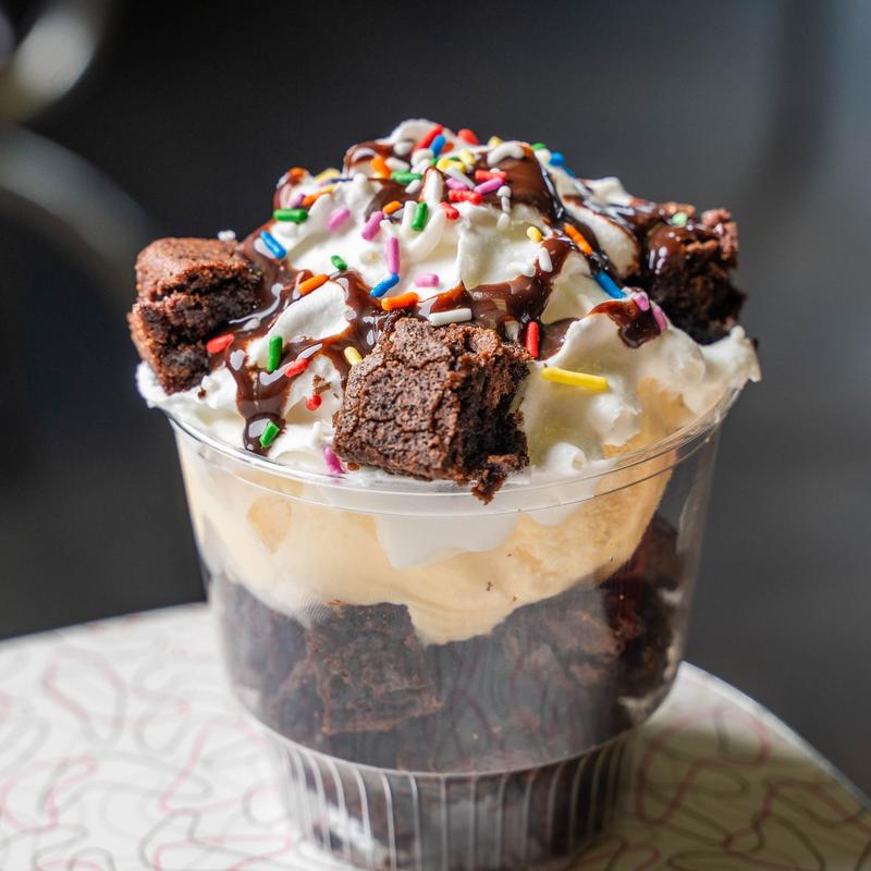 menu item 10 of 11, Brownie Sundae