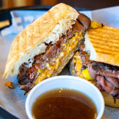 Kilbourne sandwiches with broth on the side