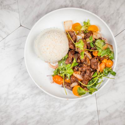 Shaking beef tenderloin rice.