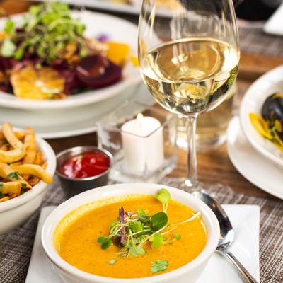 Different types and white wine