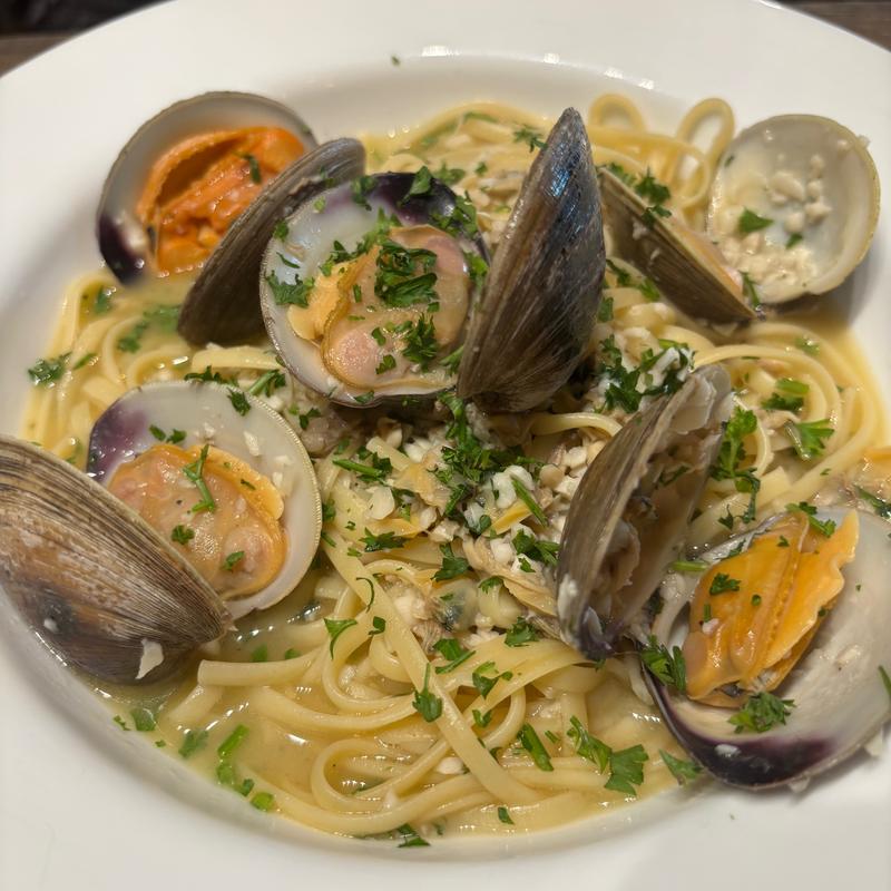 Linguine & Clams photo