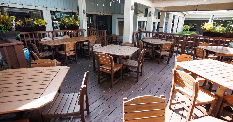 Exterior, patio area