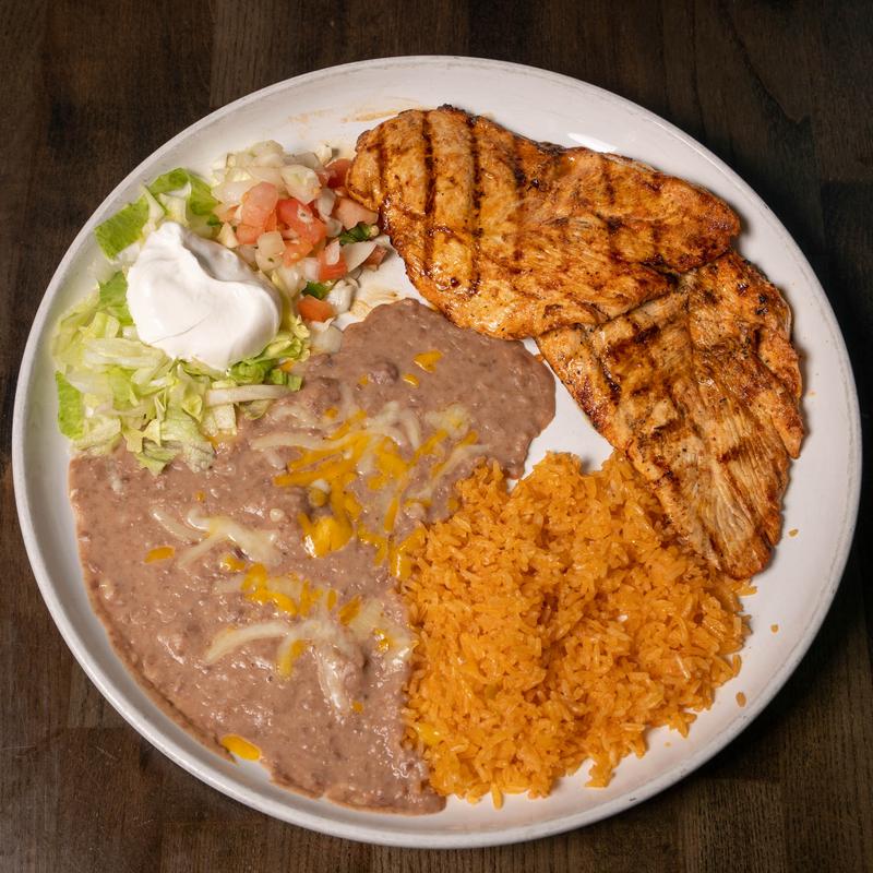menu item 4 of 7, Pollo a la Parrilla