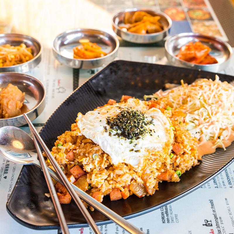 Kimchi Fried Rice (Kimchi Bokkeumbap) photo